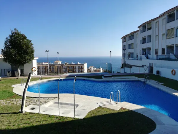 Piso en avenida Carvajal, 2 - Foto 2