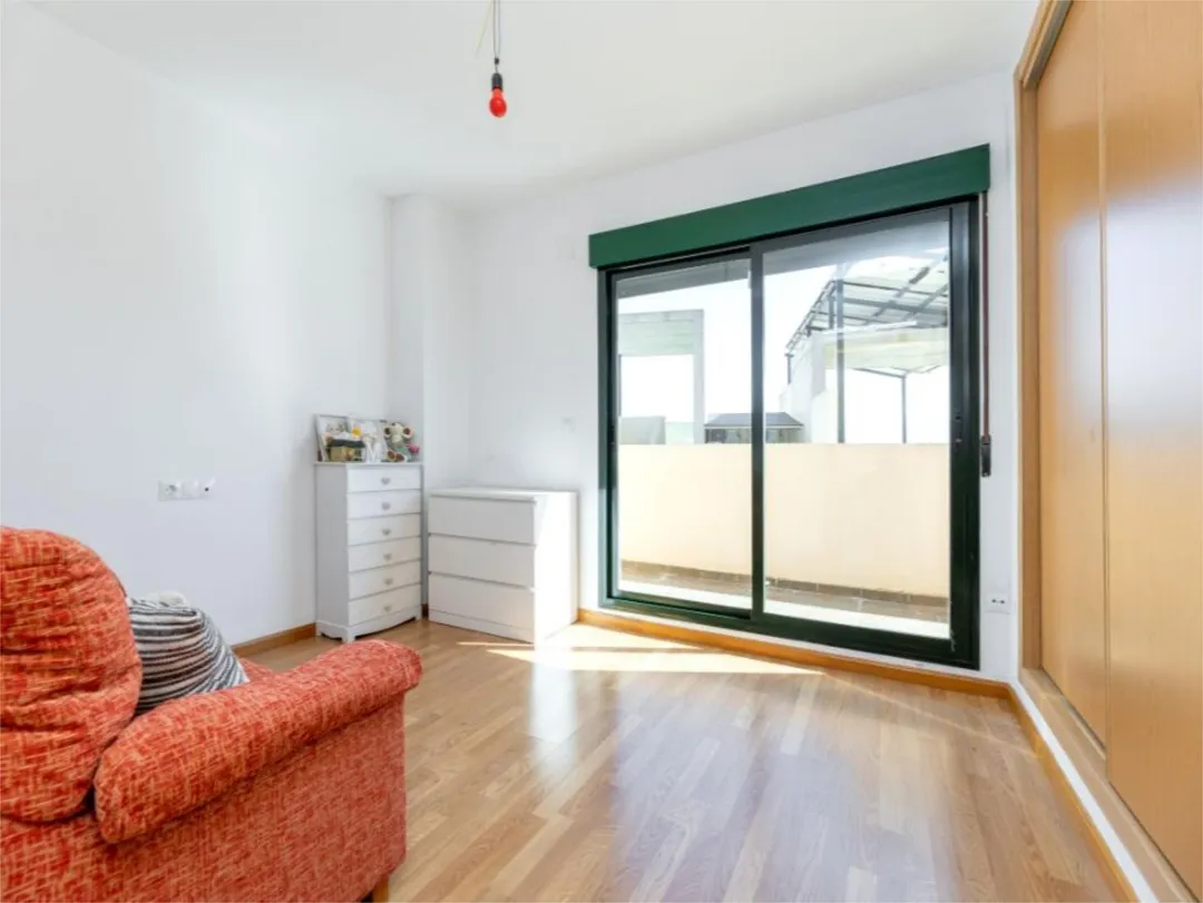 Casa adosada en  Paseo de la Raspa 2 - Foto 17