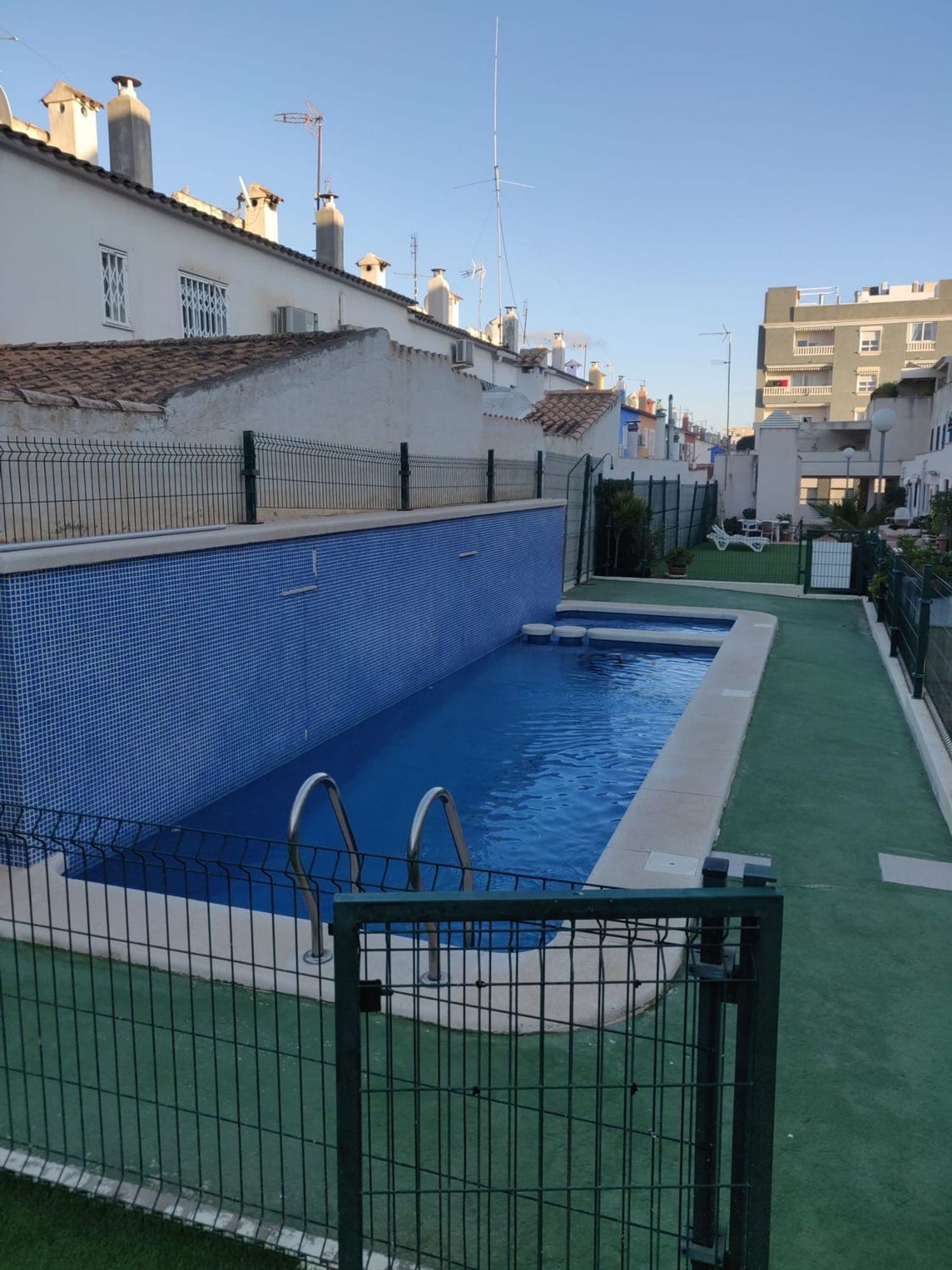 Piso en calle Puig Coronat, 18 - Foto 2