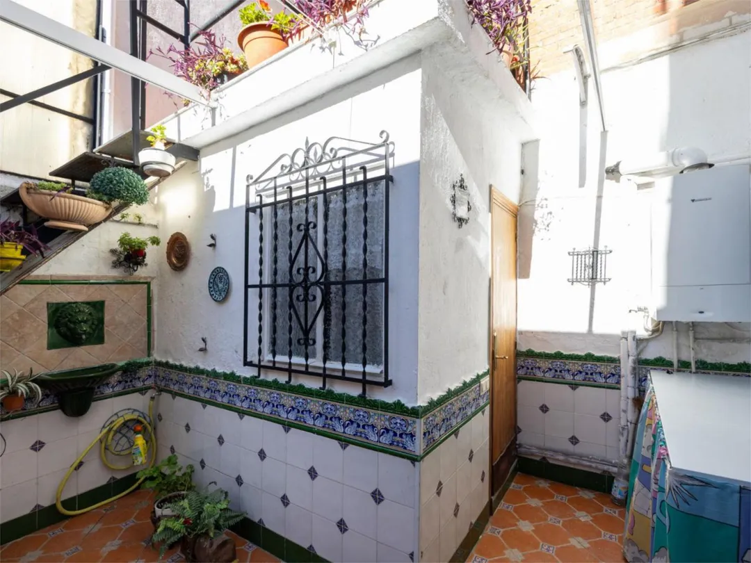 Casa adosada en  Calle Santa Herminia 37 - Foto 16