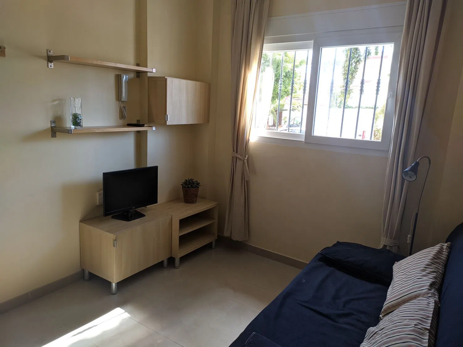 Estudio en calle Bolivia, 75 - Foto 4