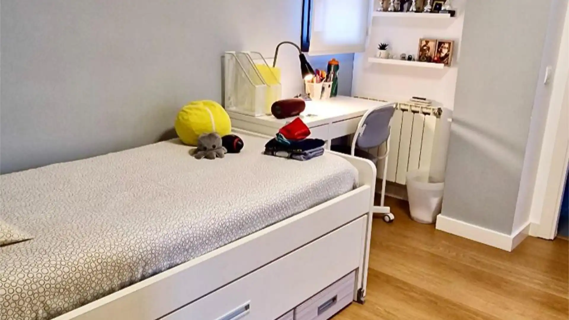 Piso en  Carrer de Salvador Espriu 51 - Foto 28