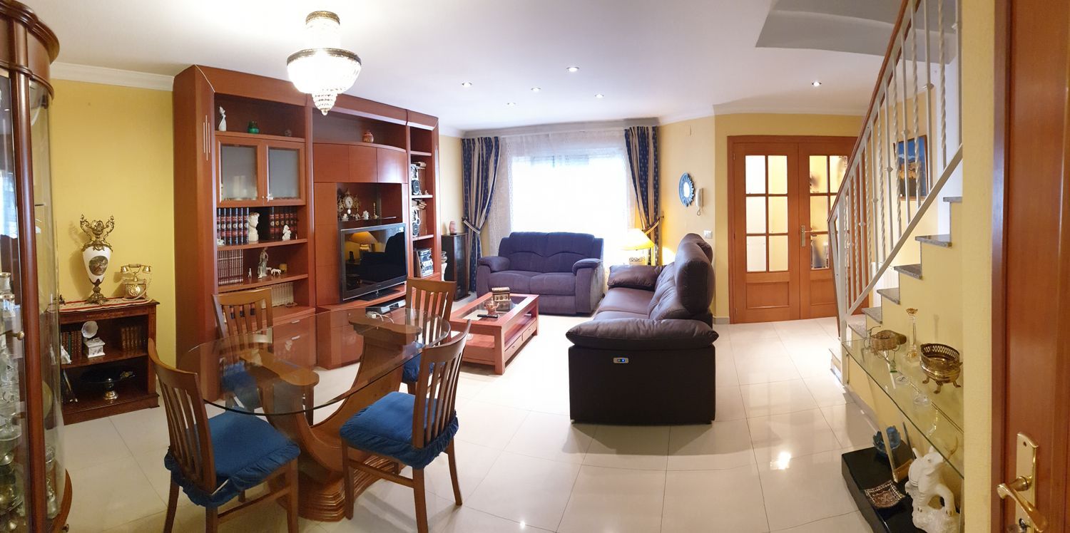 Chalet adosado en Calle Regne de Valencia, 8 - Foto 11