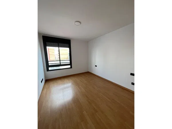 Piso en Calle de Cambrils, Torrefiel - Foto 18