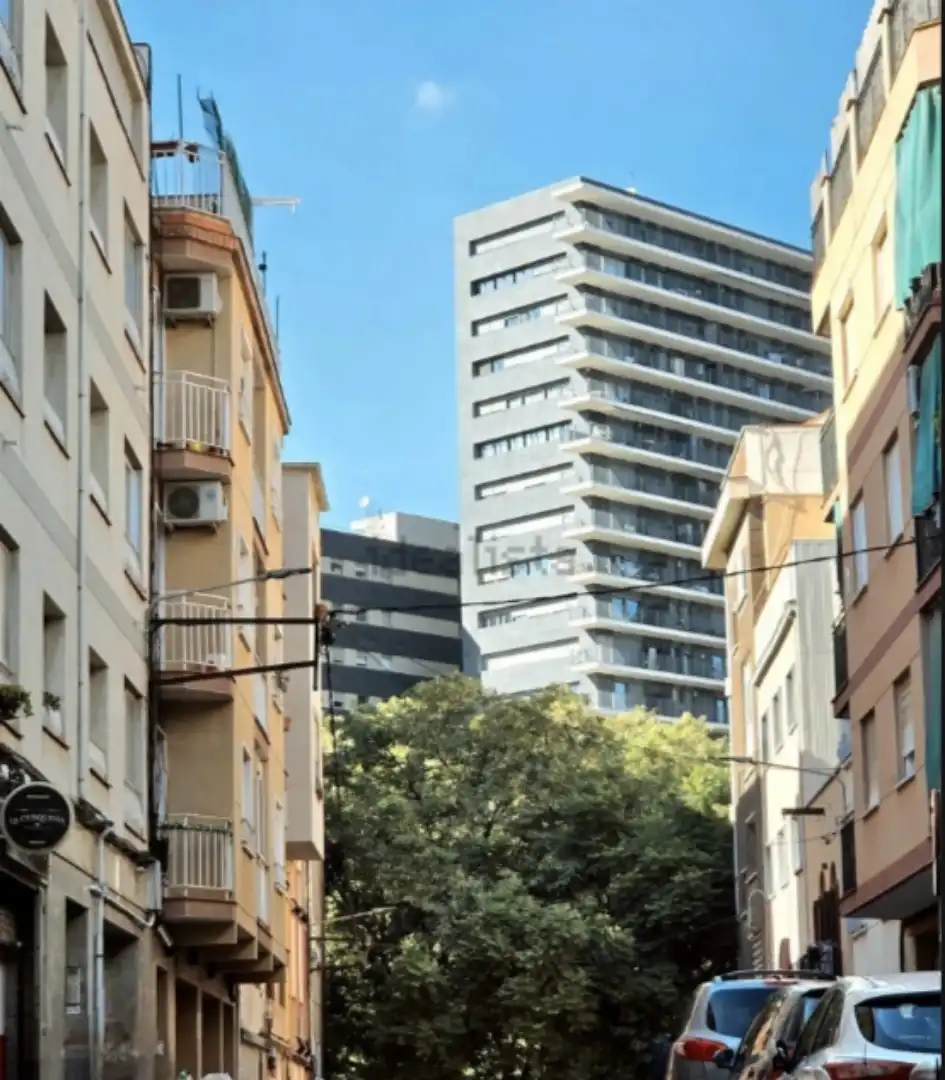 Local comercial en  Carrer de Llevant 20 - Foto 9