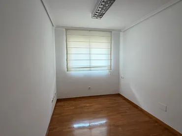 Piso en  Avenida Juan Carlos I 44 - Foto 15