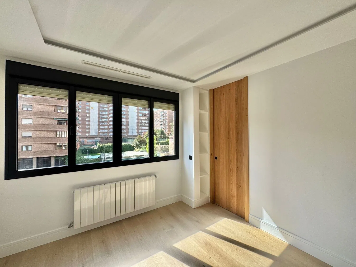 Piso en avenida de Alberto de Alcocer, 48 - Foto 1