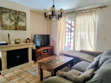 Casa adosada en  Calle la Carpa 1 - Foto 2