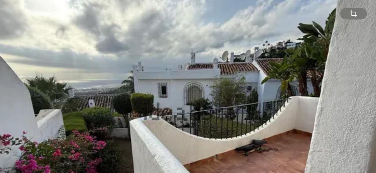 Chalet adosado en Avenida Huerta Belón, 64 - Foto 1