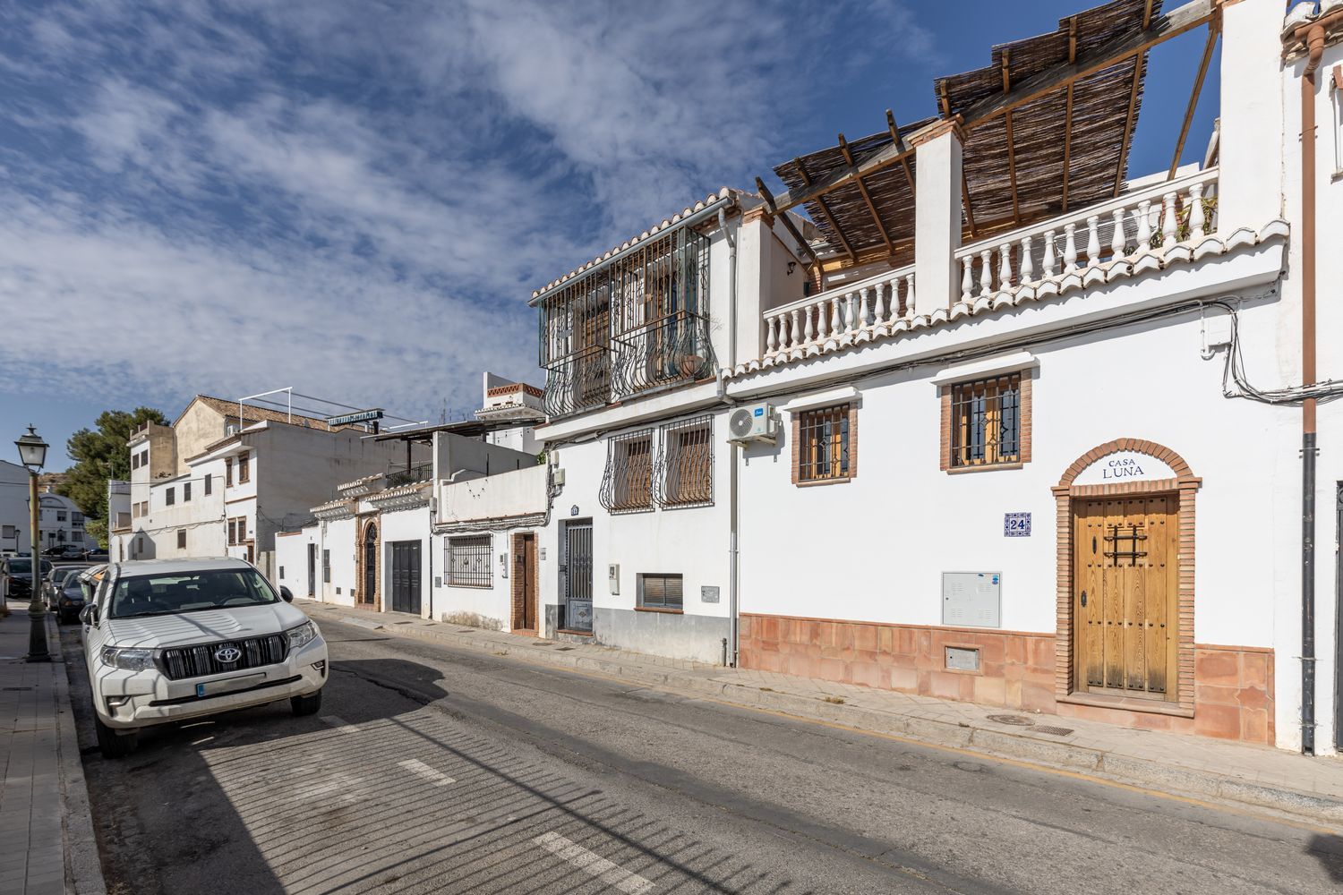 Chalet adosado en callejón de Aynadamar, 24