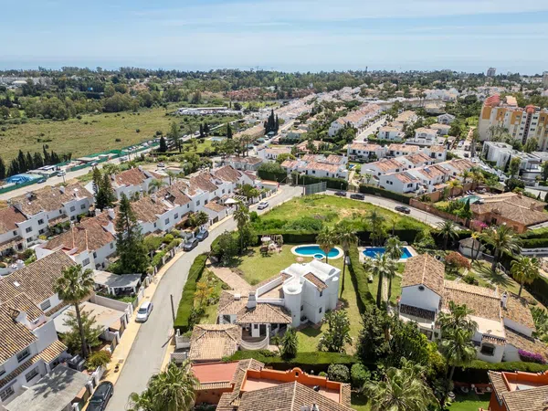 Casa independiente en calle Monte Biarritz, 94 - Foto 14