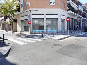 Local comercial en  Carrer de Joaquim Auger - Foto 1