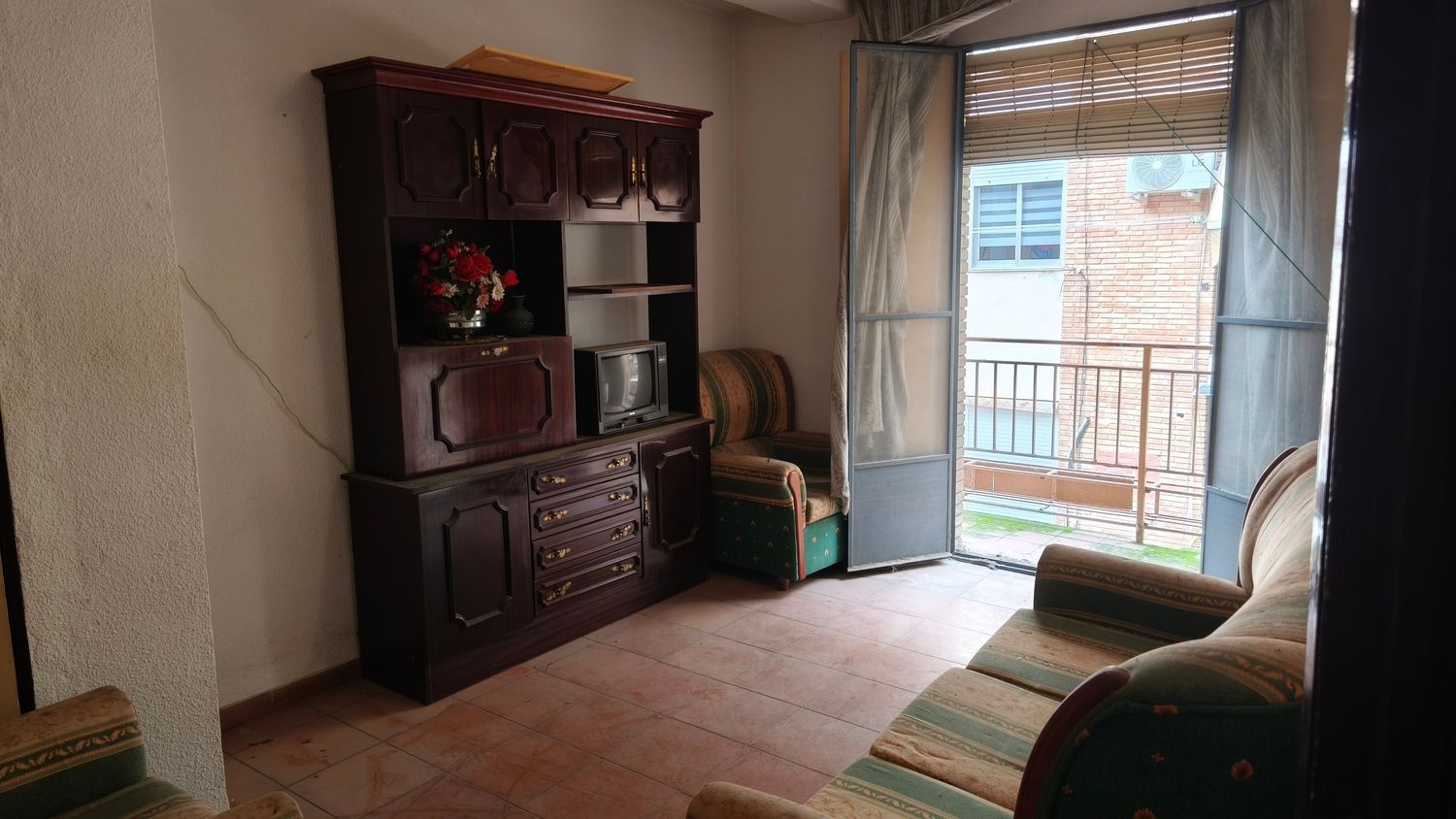 Piso en plaza Lahore, 1