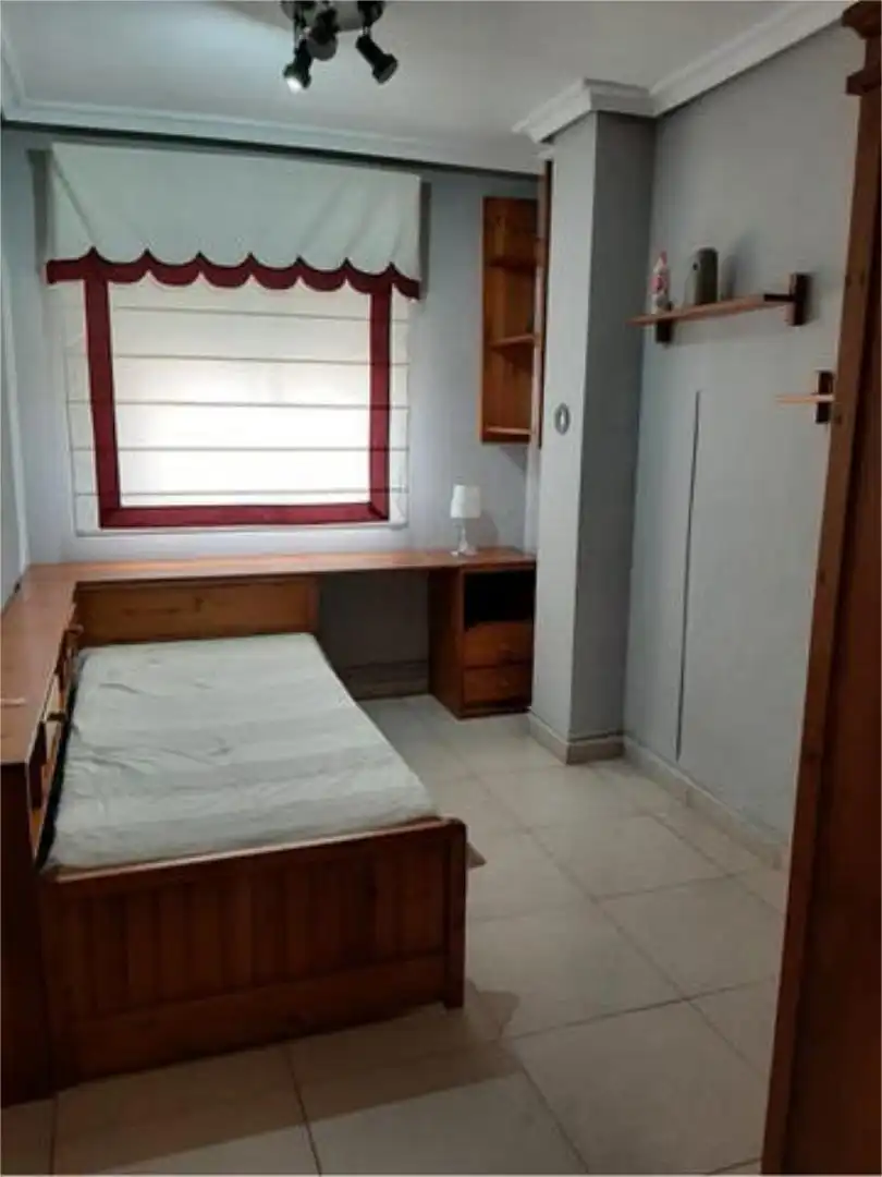 Piso en Plasencia - Foto 2