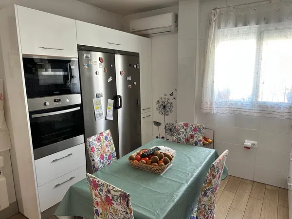 Chalet adosado en calle Doctor Lara Gómez, 3 - Foto 1