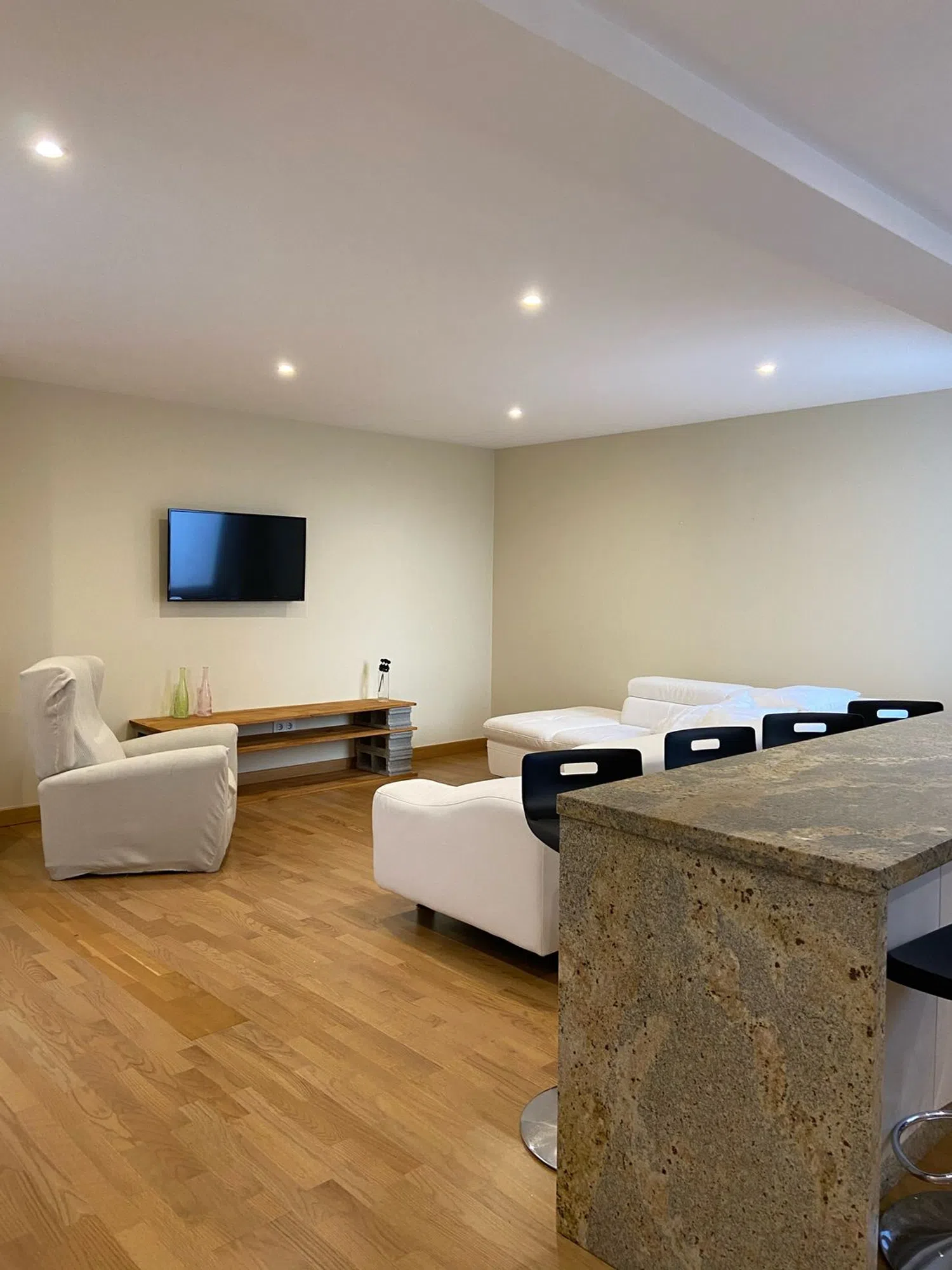 Piso en avenida Peruleiro, 34