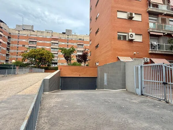 Piso en Plaza de José Mª. Giménez Fayos, Nou Benicalap - Foto 2