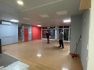 Local comercial en  Avinguda de l'Abat Marcet 333 - Foto 1