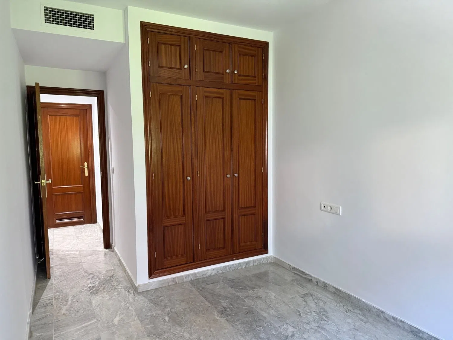 Piso en calle Pintor Palomino, 5 - Foto 5