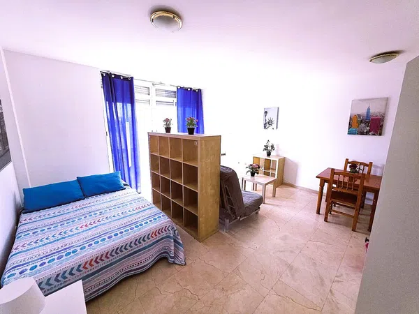 Estudio en calle de Palos de la Frontera, 23