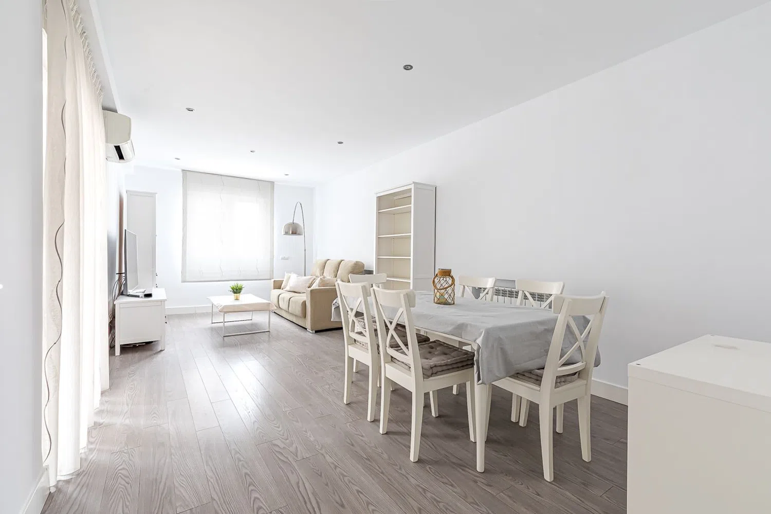 Piso en calle de Clara del Rey, 43 - Foto 1