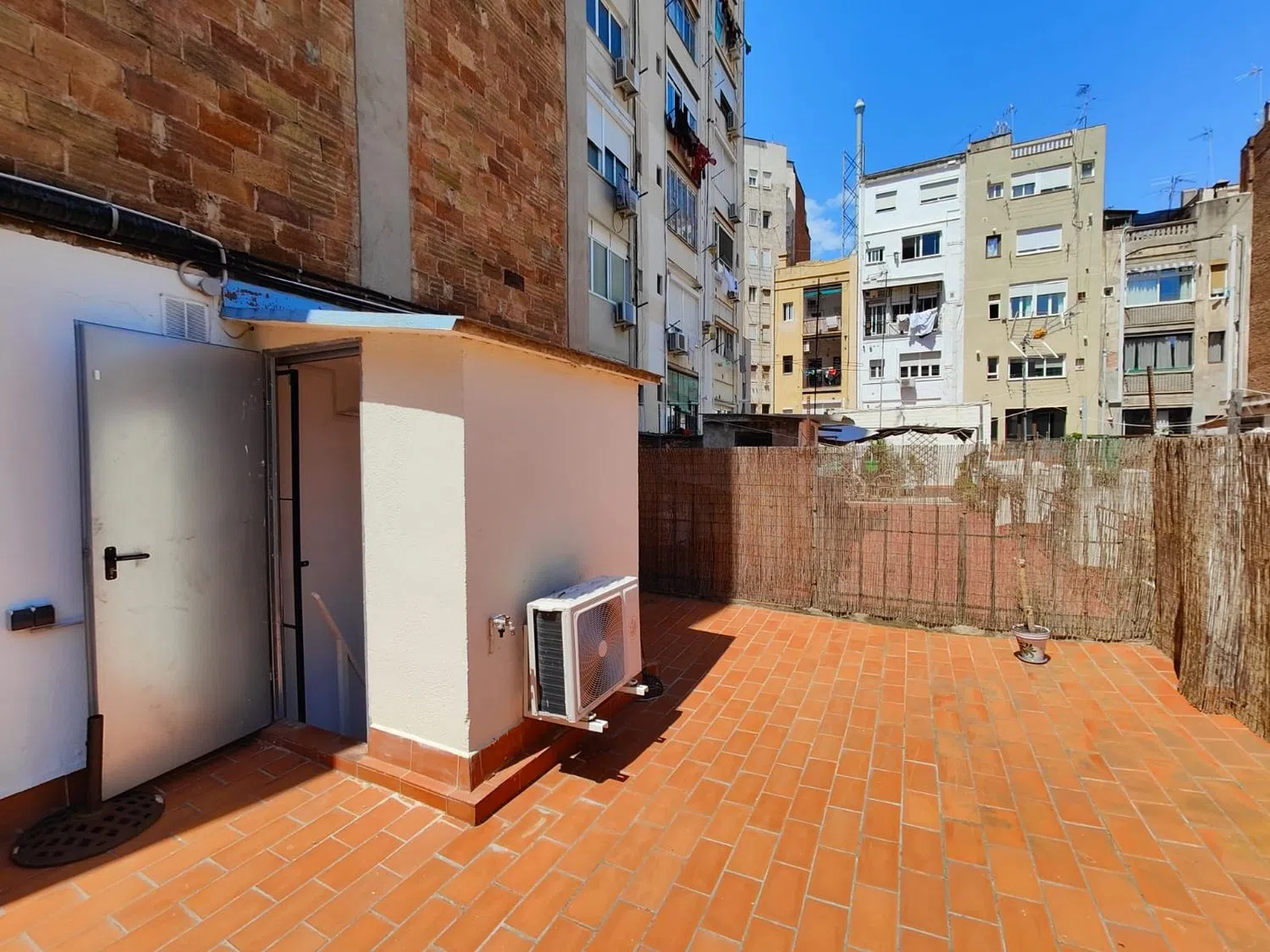 Piso en calle de Bassols, 20 - Foto 2