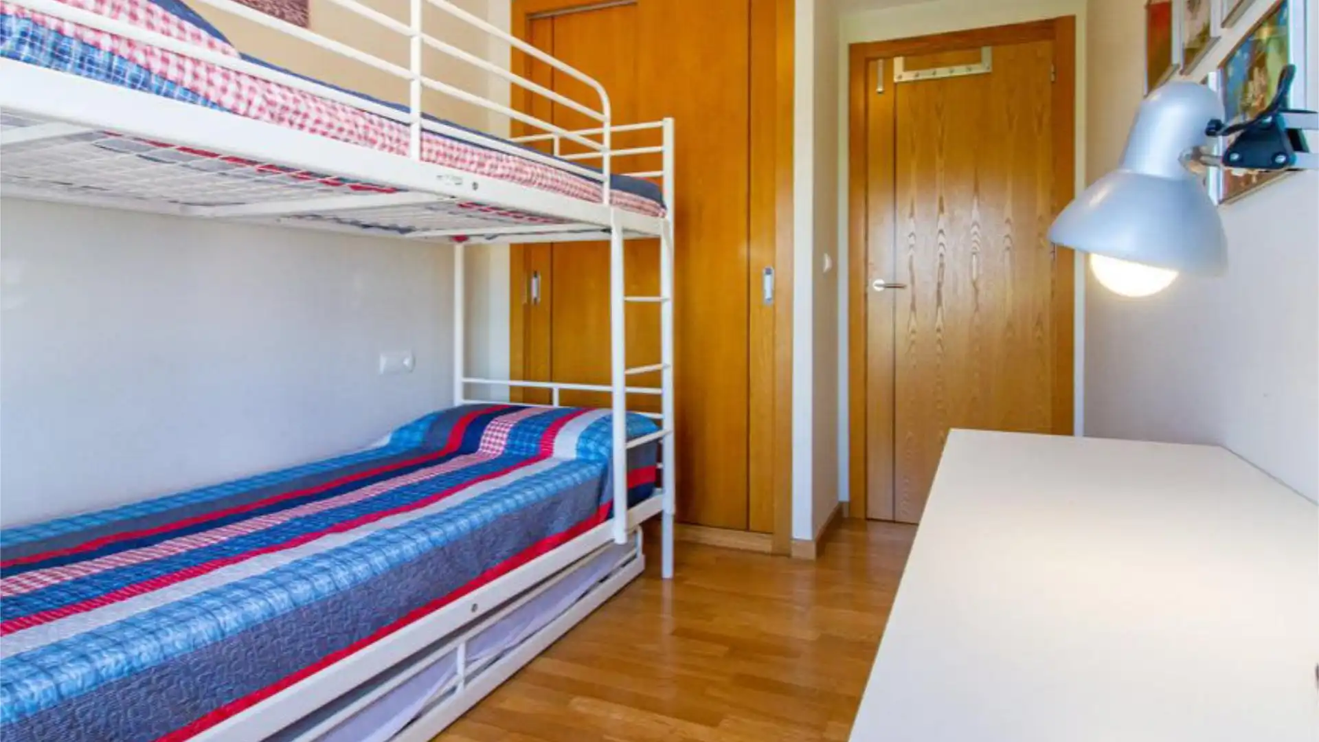 Piso en  Carrer Pintor Sorolla 8 - Foto 10