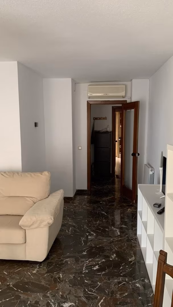 Piso en  Calle Estepona 6 - Foto 4