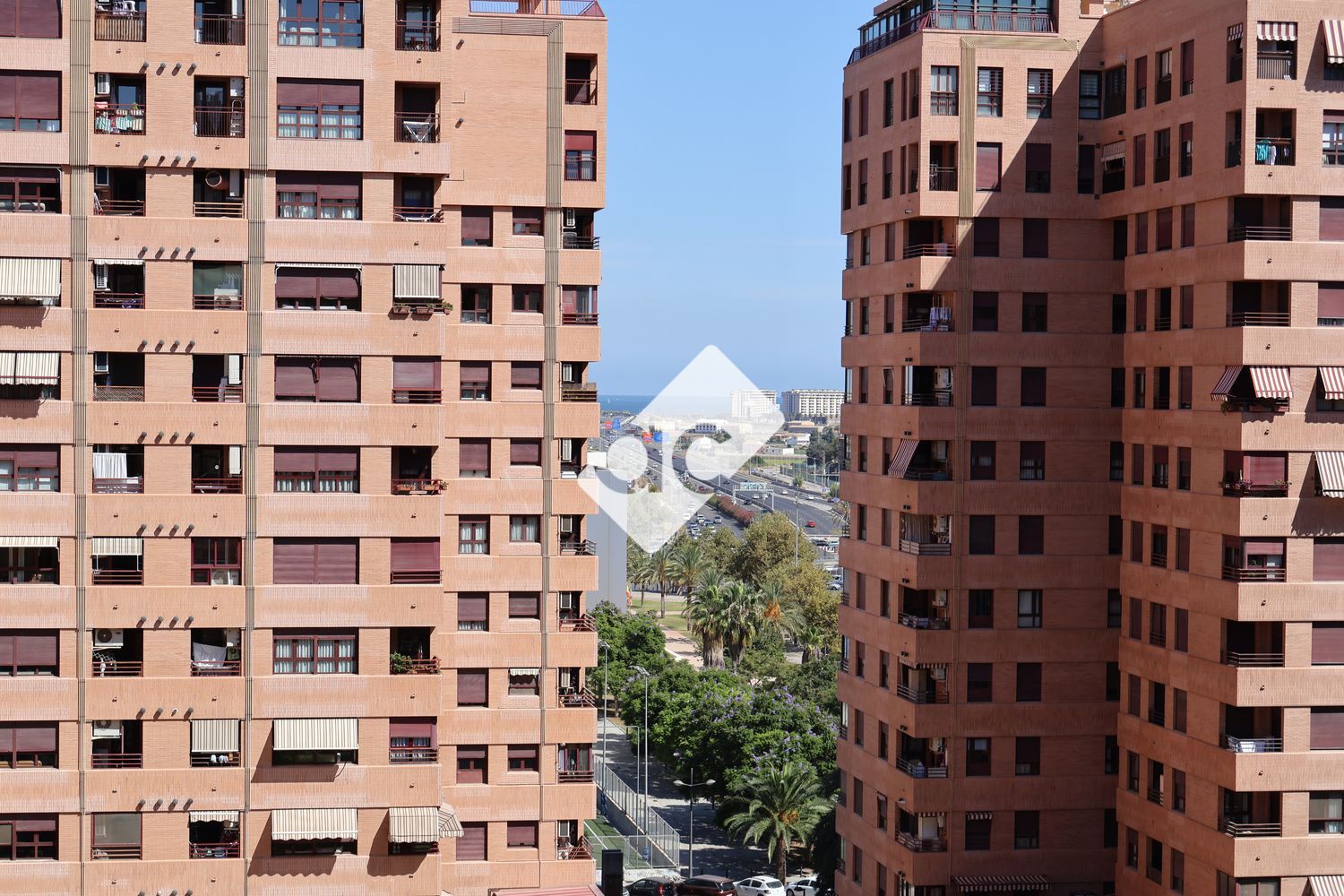 Piso en Avenida del Primat Reig - Foto 8