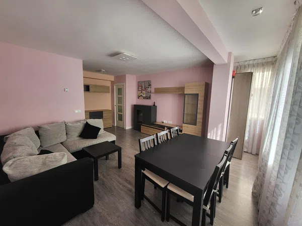 Piso en calle de Soledad Cazorla, 4