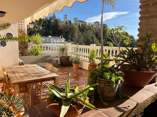 Chalet adosado en calle la Vihuela, 74
