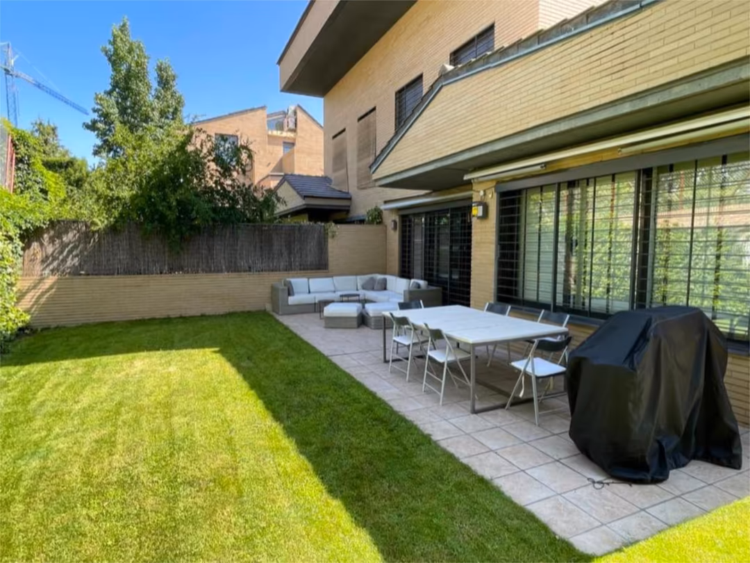 Piso en  Calle de Anita Vindel 15 - Foto 2