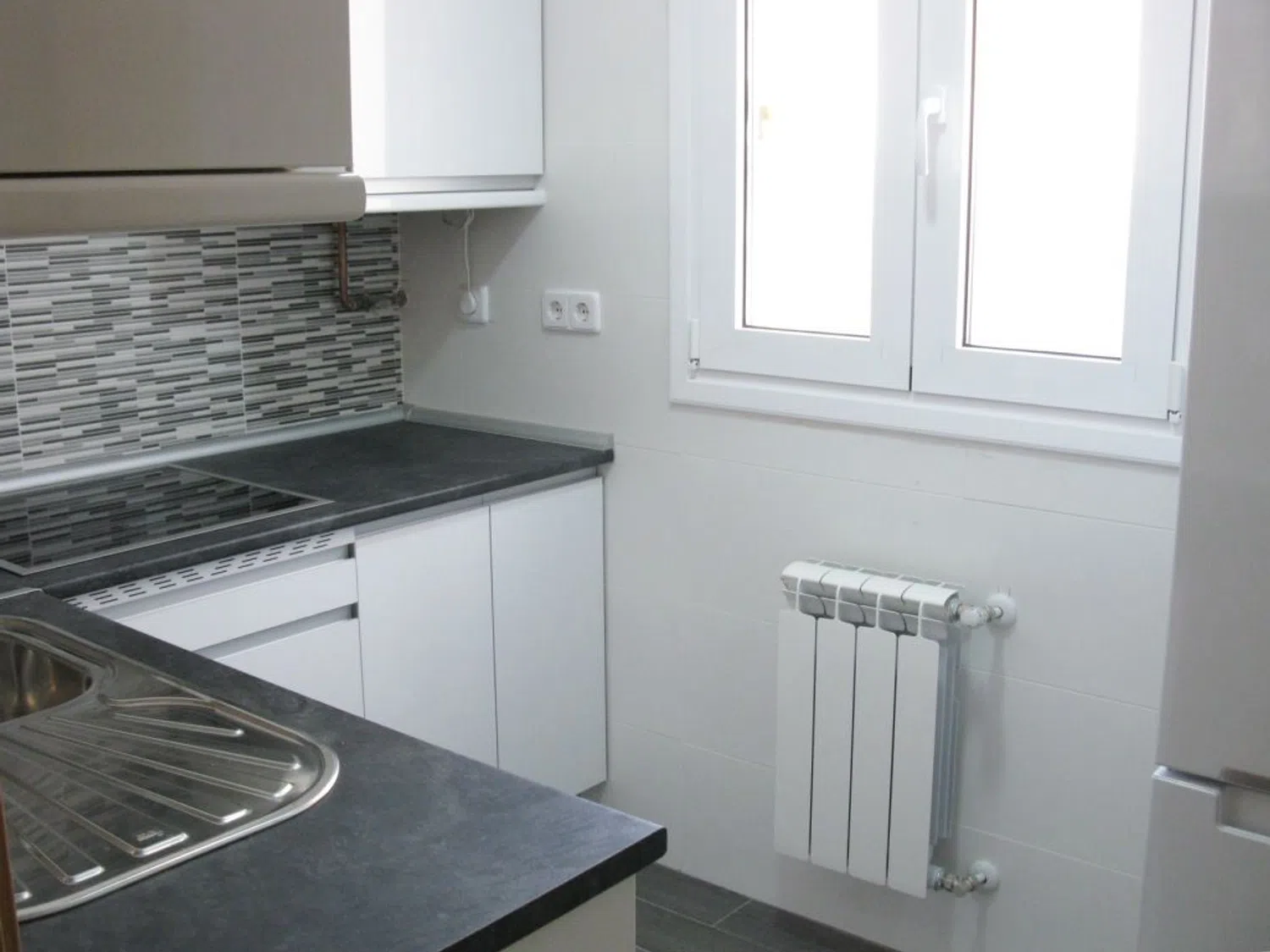 Piso en Barrio Valdeacederas - Foto 3