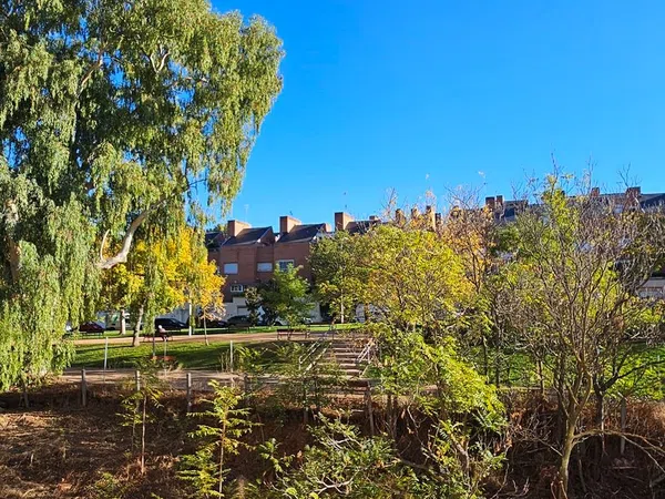 Piso en calle de la Isla de Oza, 76