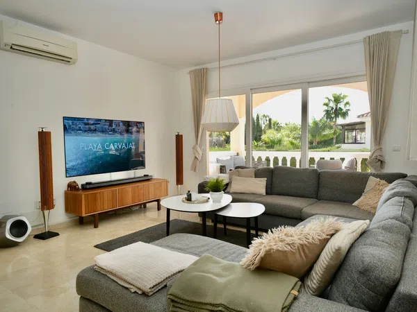 Casa independiente en Urb. villa El Higuerón - Capellanía - Foto 5