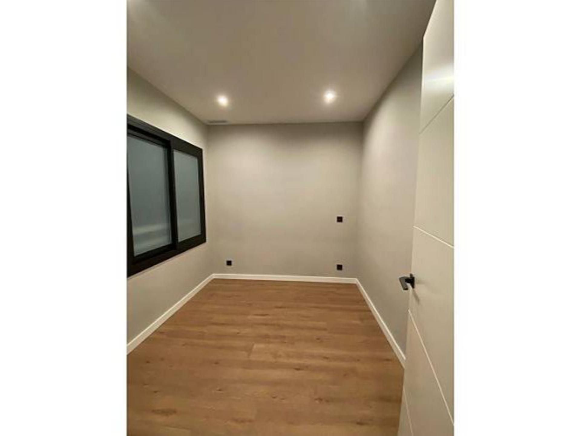 Piso en  Avinguda de Josep Tarradellas 138 - Foto 3