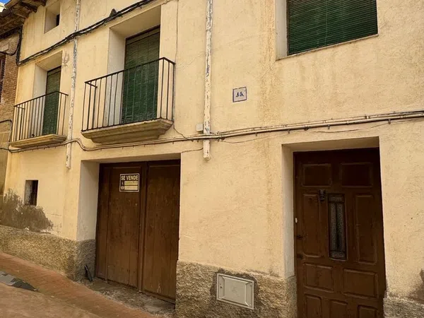 Casa de pueblo en Calle Rafael Gasset, 15 - Foto 2