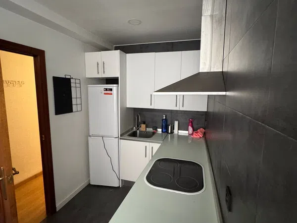 Piso en Reyes Católicos - Foto 2