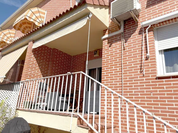 Chalet adosado en Calle María Zambrano, Ensanche, Ensanche - Foto 24
