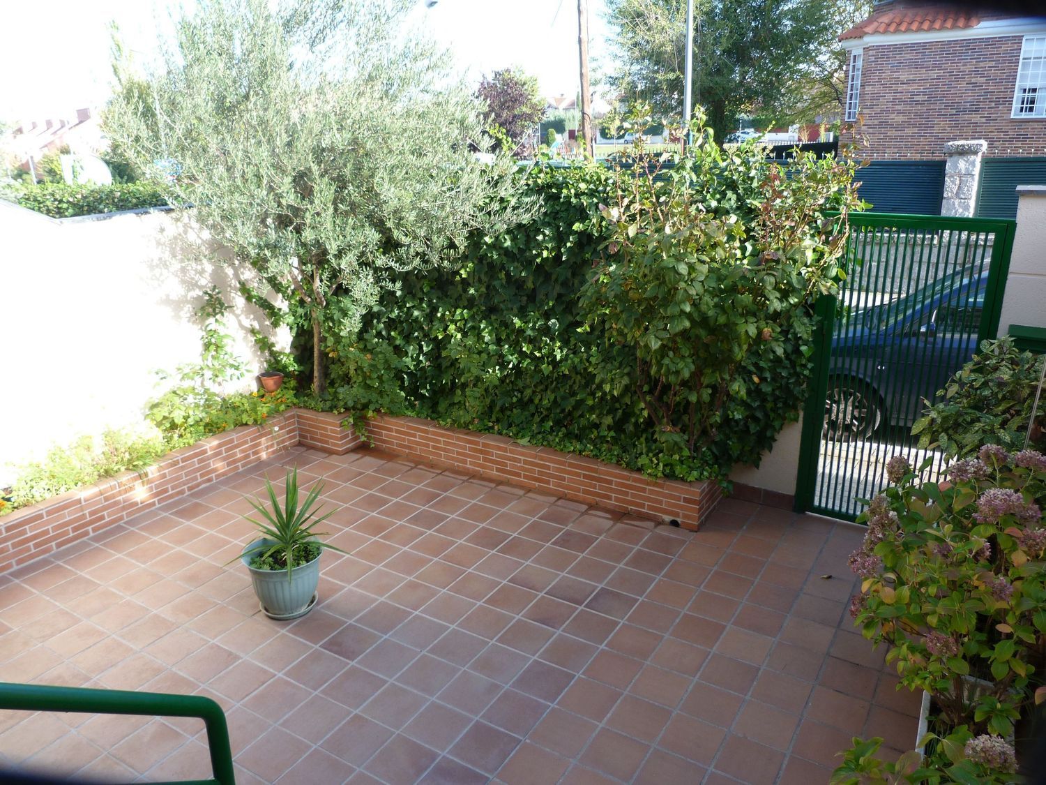 Chalet adosado en calle Amadeo Vives, 61 - Foto 3