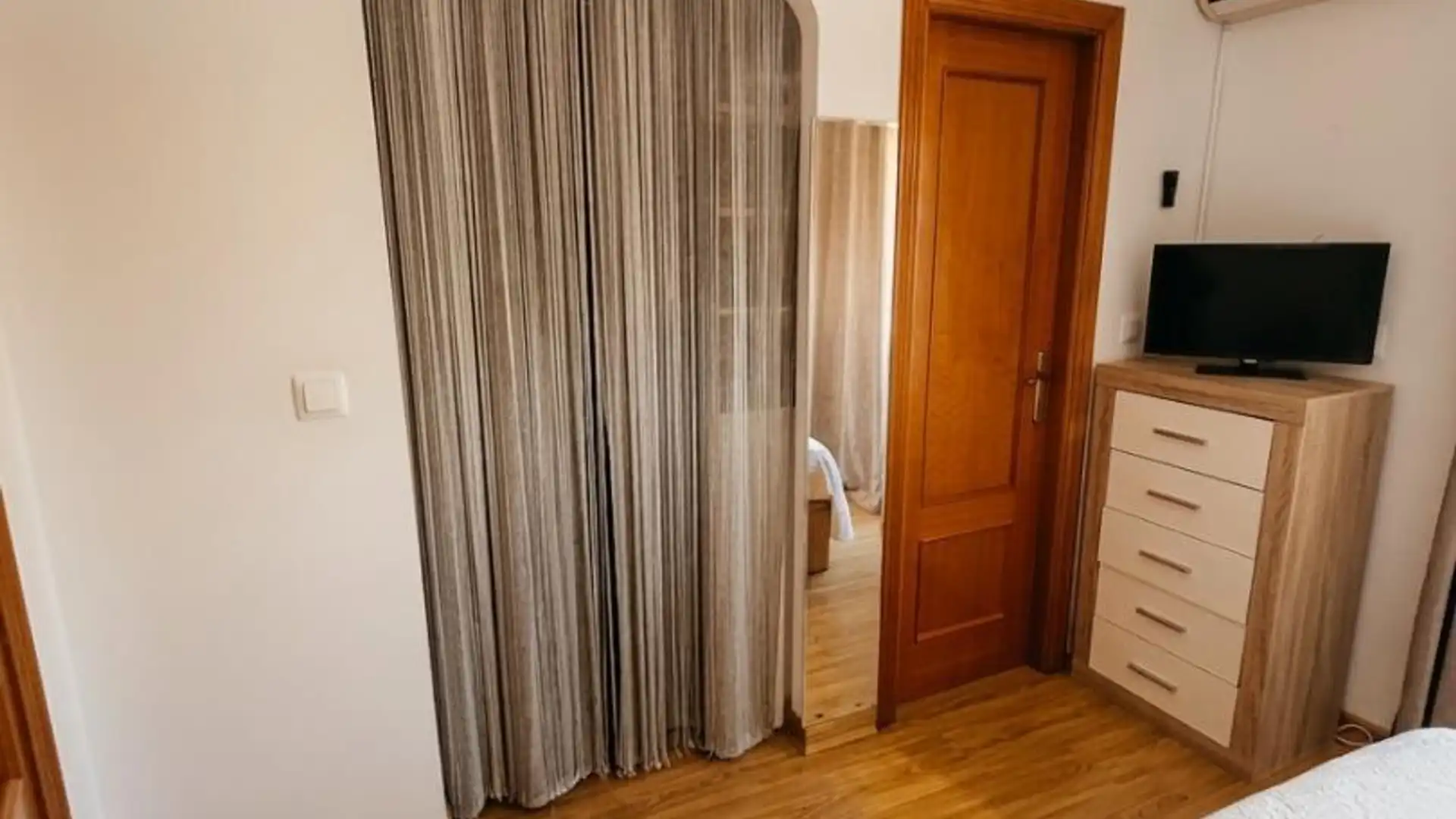 Casa adosada en  Calle la Loma 32 - Foto 8