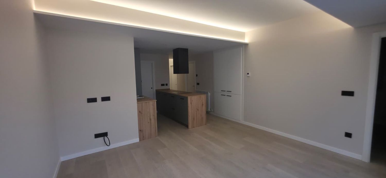 Piso en Calle Serra de Ancares, 2, Avenida de A Coruña - Paradai, Avenida de A Coruña - Paradai - Foto 4
