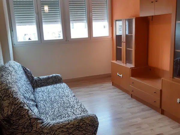 Piso en calle Albacete, 6