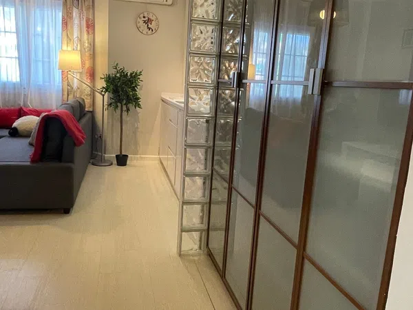 Estudio en avenida Juan Sebastián Elcano, 110 - Foto 5