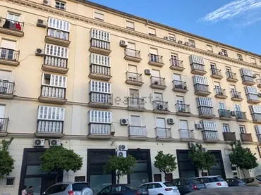 Piso en  Avenida de la Rosaleda 21 - Foto 1