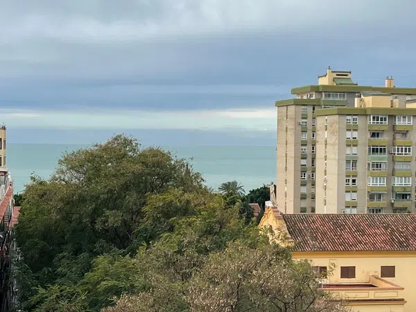 Piso en Av Juan Sebastian Elcano, El Palo - Foto 3