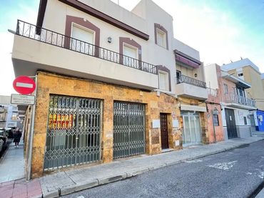 Chalet en  Calle Genil 25 - Foto 9