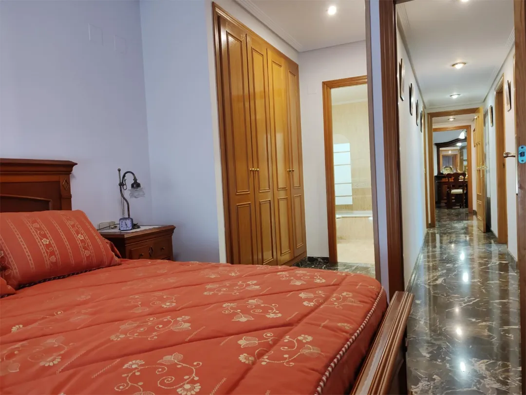 Piso en  Carrer de la Canal de Navarrés 9 - Foto 22