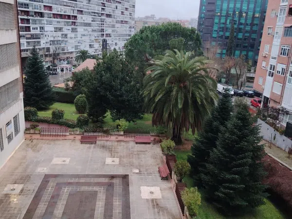 Piso en calle Antonio Calvo, 1