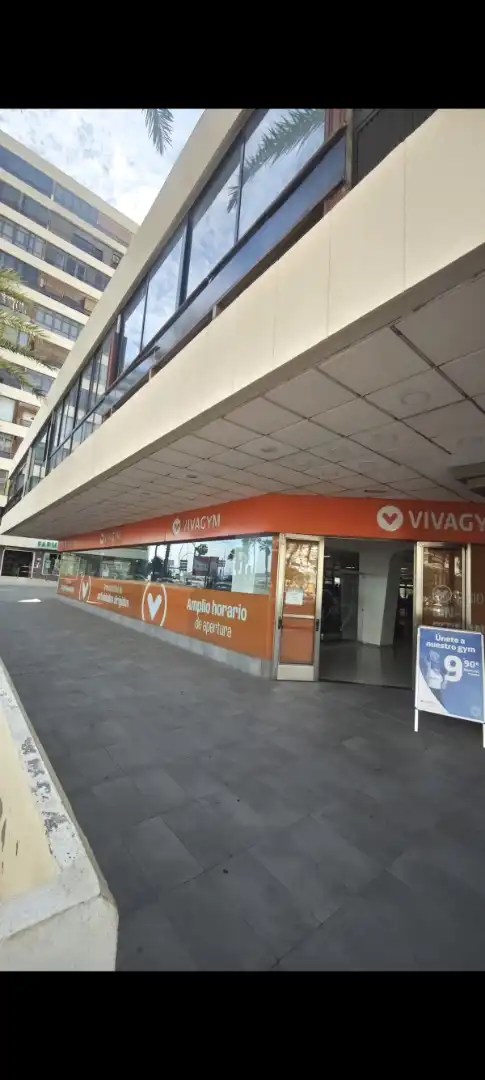 Piso en  Avenida Juan XXIII 1 - Foto 6